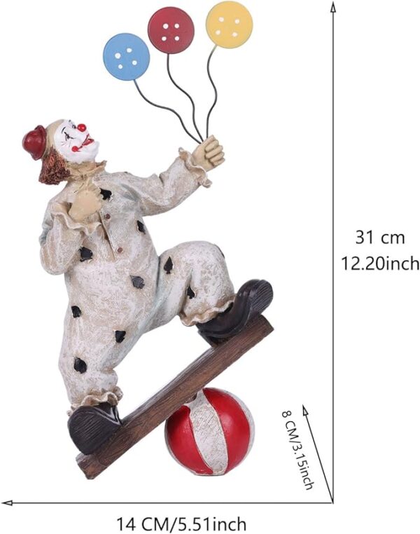 Creative Clown Circus Statue Figurine - Details